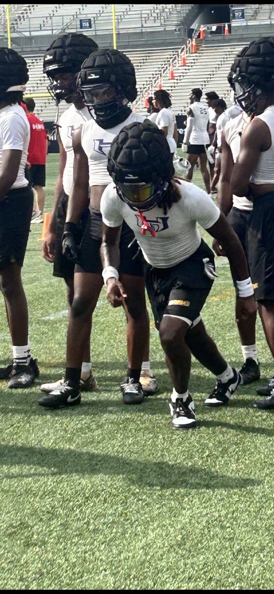 TahliDixon's tweet photo. Had a Great experience Today at Georgia Tech 7v7 , went 6-1 on the day 💪🏾 
Tahli Dixon Cornerback C/O 25
@HamptonFBall @FabianWhylly @247recruiting @On3Recruits @RecruitGeorgia @GeorgiaTechFB @Q_Jones2 @corypeoples @GeorgiaPrepMag @NwGaFootball https://t.co/9siFLNXoa7