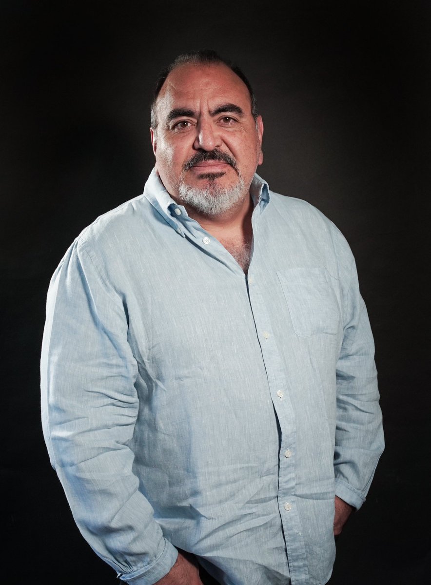 Shakespeare__92's tweet photo. El cronista de la #historiadeMéxico y colaborador de #Shakespeare92 Alejandro Rosas está en @WRADIOMexico hablando de su libro #LaSillaEmbrujada. Escúchenlo 
@arr1910 @GrijalboMexico https://t.co/48aOEBu6v6
