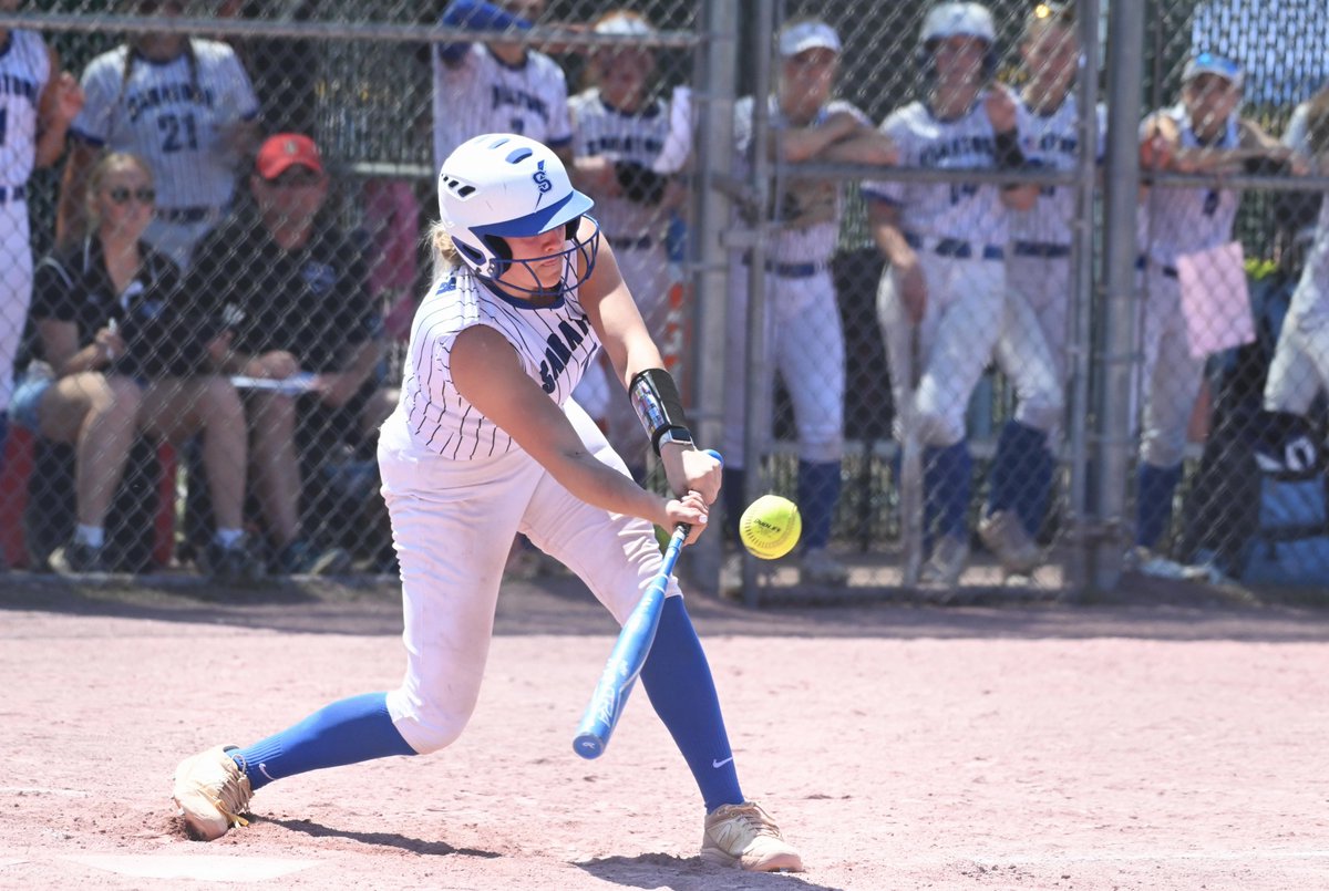 kasportsnews's tweet photo. “You have to play with confidence. Nobody knows if it’s real or fake, but you have to play with a lot of it, no matter what.” - @Jackiecuttingg 

🗞️https://t.co/mAO0FdkMNs

@ssarahdecker @sscsdschools #518Softball https://t.co/H1wVHi5BOg
