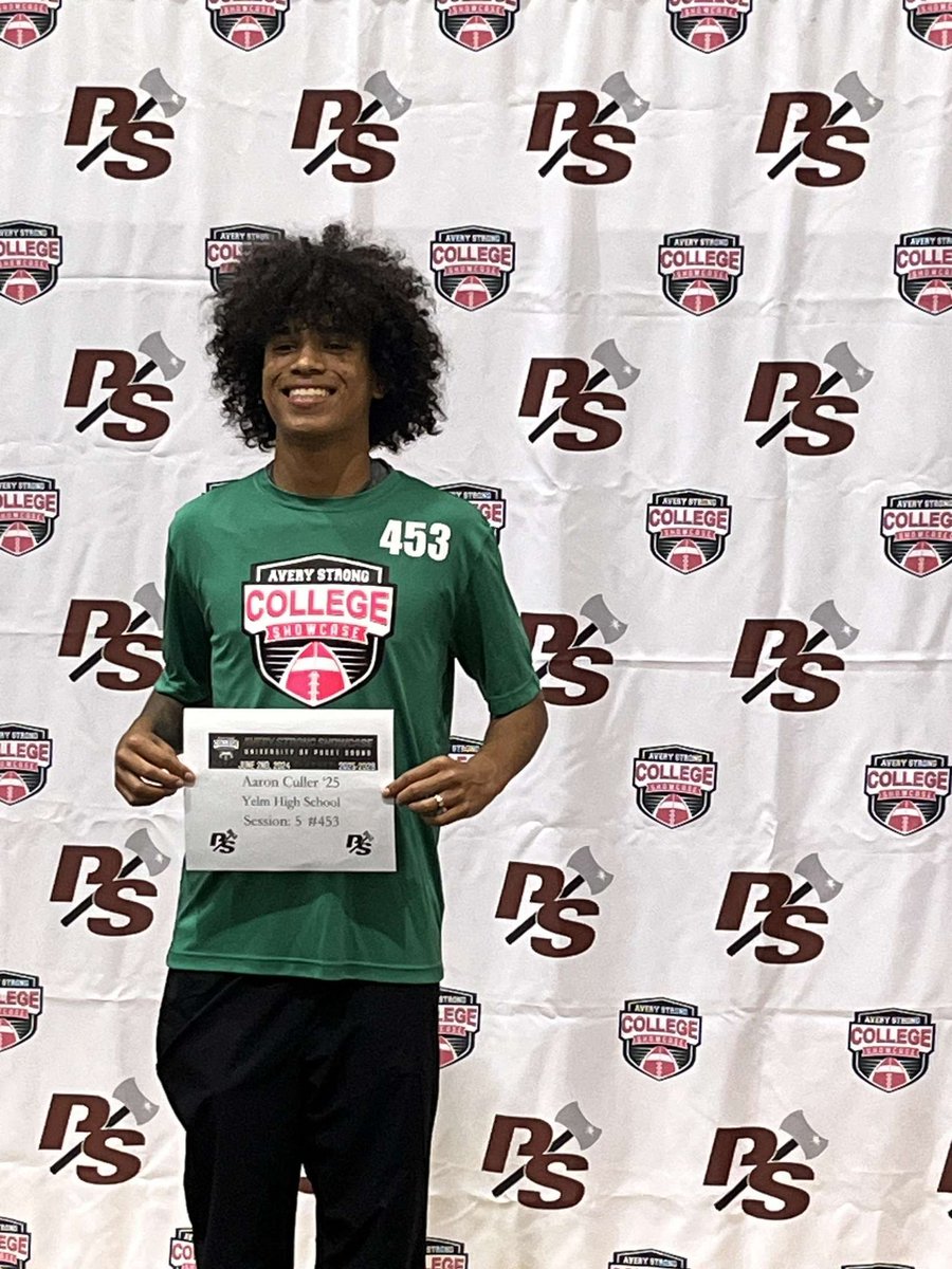 AaronCuller's tweet photo. Had an amazing time competing this past weekend @AveryShowcases !!

@yelm_football 
@CoachRonquillo 
@BryanIrion 
@BrandonHuffman https://t.co/szDsAunAmT