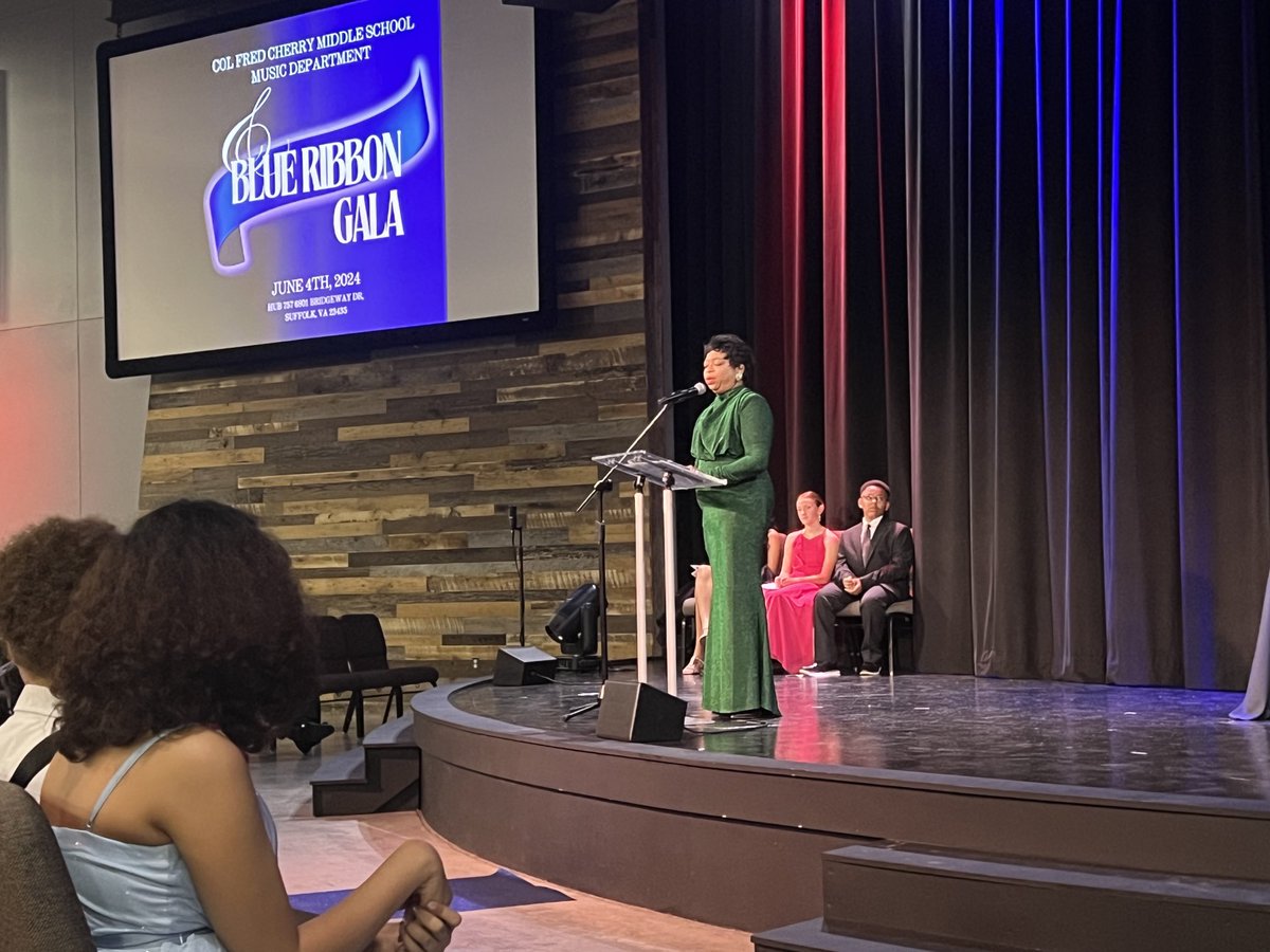 JGibson718's tweet photo. Tonight was a huge accomplishment for @CfcmsHawks I’m so grateful for the support of the community, central office, and our school board members. #simplyfantastic https://t.co/tfaLGUwviH