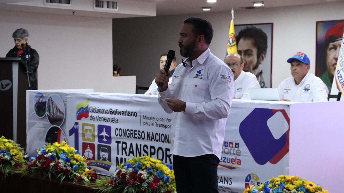 inea_venezuela's tweet photo. #4Jun Presidentes del @inea_venezuela @Bolipuertos_ @DiancaAstillero y @VENAVEGAGOB aprovecharon el escenario del I Congreso Nacional de Transporte Multimodal para presentar los avances de los proyectos de c/u de sus carteras en materia de interconexión de sistemas de transporte. https://t.co/z0xtvzc0fR