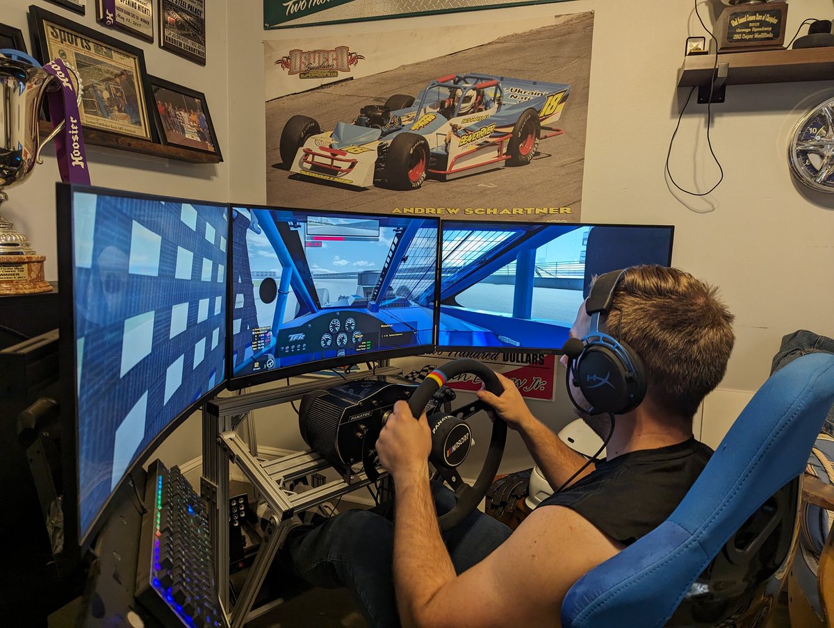 MARDONPC's tweet photo. We got 2014 SBS Track Champion @Jetracer18 on track @OswegoSpeedway after a combined @TeamContigg / @MARDONPC board meeting dinner. https://t.co/jOSOFguL9F