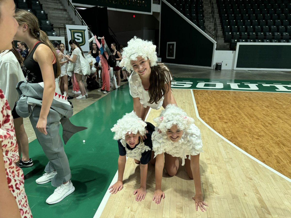 wbrpanthers's tweet photo. Dance camp:
Theme is slumber party. 
Seniors in PJs
Juniors are stuffed animals
Sophomores are nightmares
Freshmen are sheep https://t.co/vigA1tu0Yr