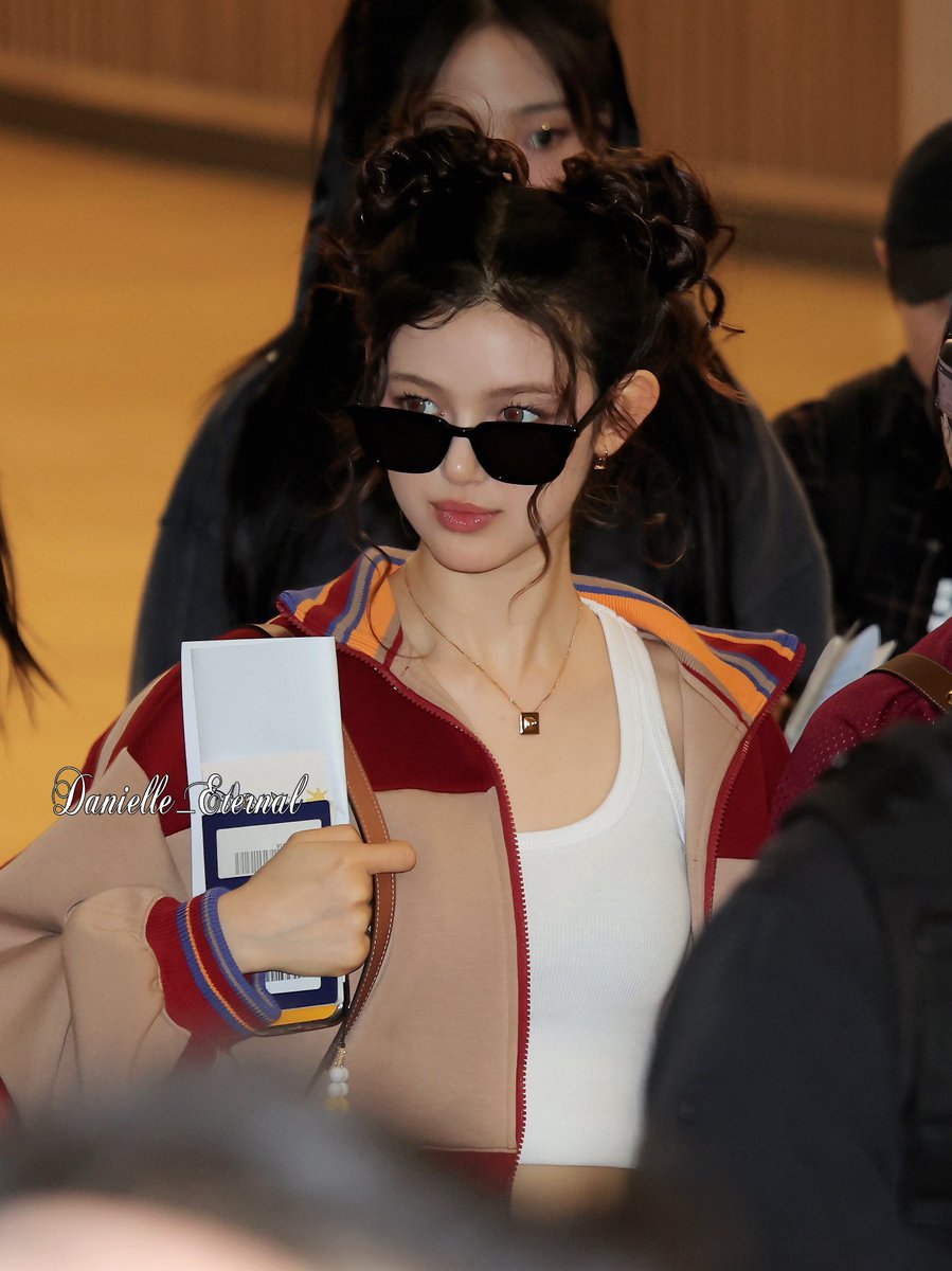 Danielleeternal's tweet image. 2024.06.03 ICN→NRT
you flame my heart🥹
#뉴진스 #NewJeans #다니엘 #DANIELLE
