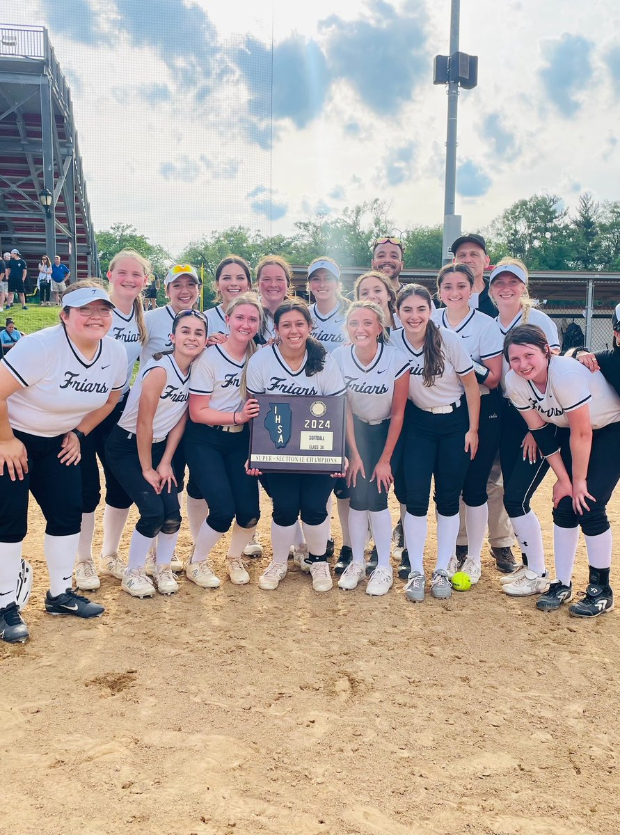 SUPER SECTIONAL CHAMPIONS!! We were able to pull out the win against Naz winning 2-1. I couldn’t be more proud of my team and all we have accomplished to get to this point🖤🤍 <a href="/FriarSoftball/">Fenwick Friars Softball</a> <a href="/Nats_Premier/">Nationals Premier Softball</a> <a href="/ExtraInningSB/">EXTRA INNING SOFTBALL</a>