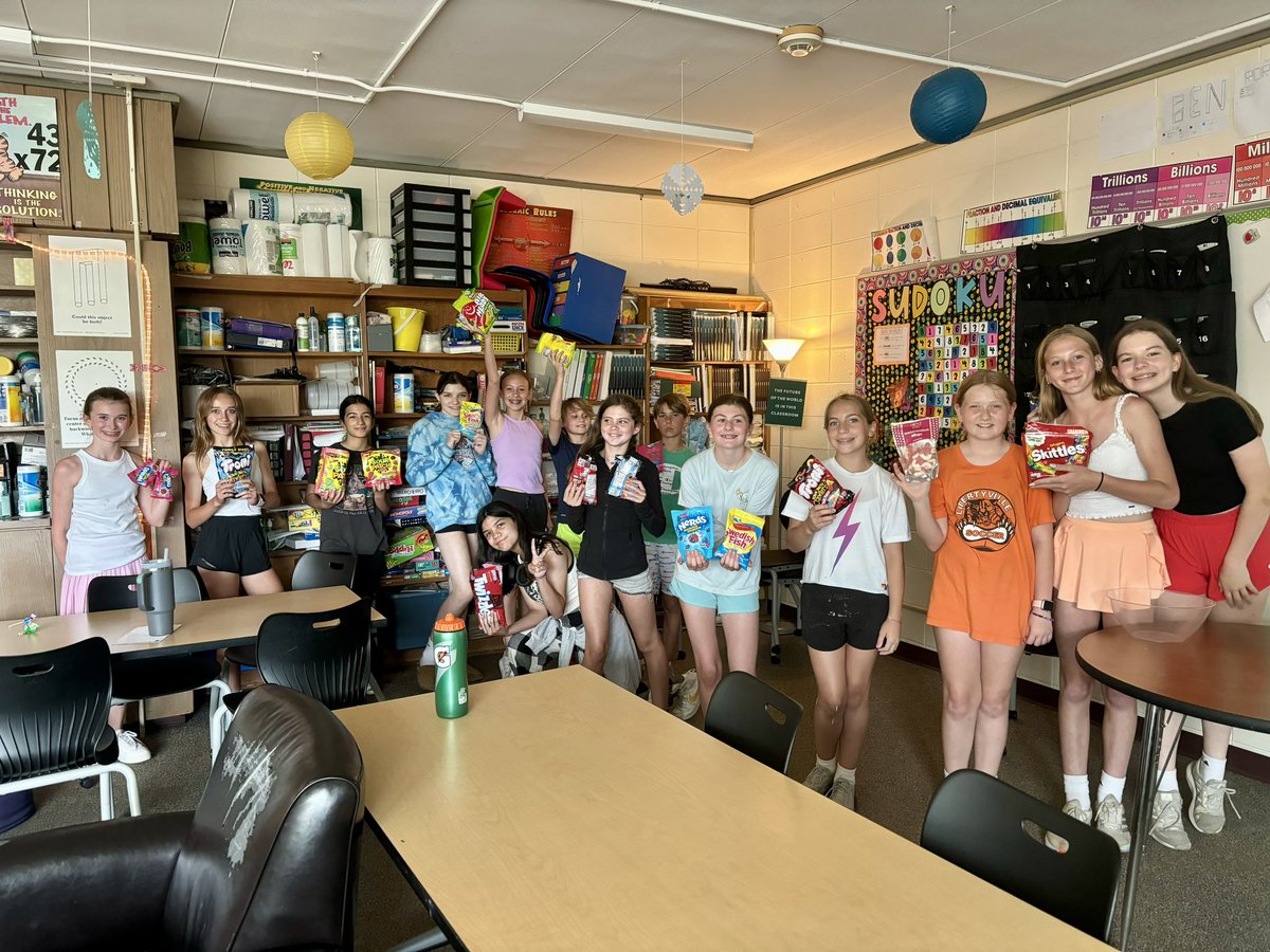 Mrs. Davidson tweet media