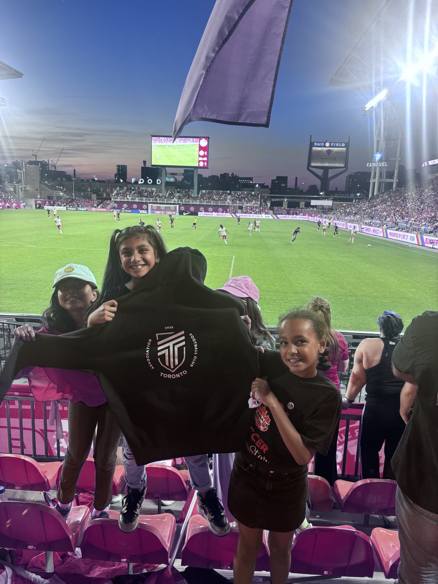 Congrats to these girls for scoring some #AFCToronto swag in the supporters group at the end of the #CANWNT game.

We’ll be back with more next time 😉