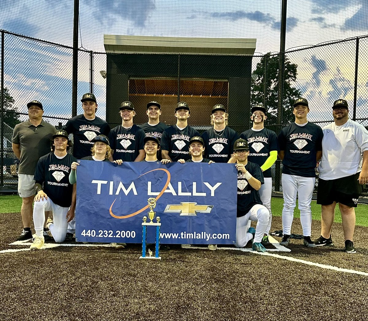 Make that ✌️ on kickoff weekend for our HS teams!

It’s going to be a great summer…