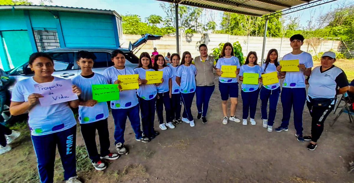 aprocsal_ong's tweet photo. 💃🏻 Celebramos Festival Cultural Comunitario en la comunidad Milagro de la Roca en Quezaltepeque, La Libertad. https://t.co/fN2jzi0f28