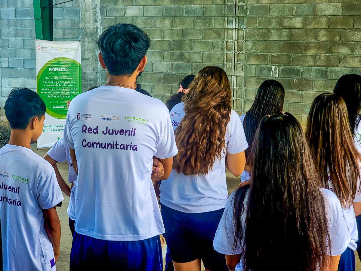 aprocsal_ong's tweet photo. 🤝 La actividad se desarrolló en el marco del proyecto: Desarollo de entornos favorables para el goce y ejercicio de los DDSSRR de la adolescencia del municipio de Quezaltepeque", ejecutado por @aprocsal_ong de la mano de @medicusmundiSur y financiado por Diputación de Granada. https://t.co/9L3sNRh9jw