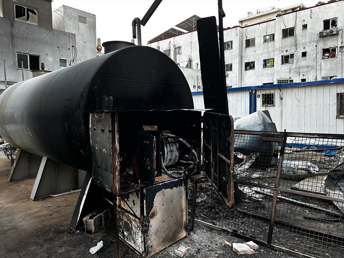 Power generators destroyed by Israeli forces at Kamal Adwan Hospital in Gaza.

🔴 LIVE updates: aje.io/6020ri