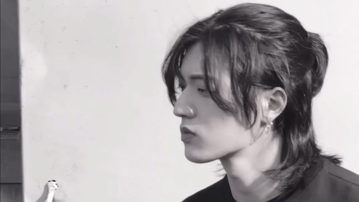 lvlypani's tweet photo. haruto; treasure, 6ft tall, brown eyes, kpop. https://t.co/xh5GME4zpD