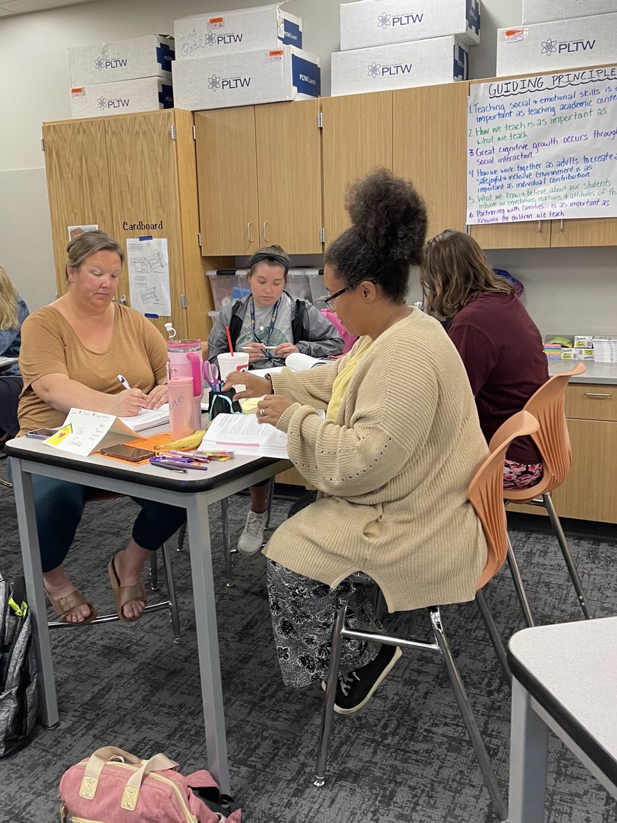 Mrs Pyle, LMSW (@mrspyle) on Twitter photo Day 2 <a href="/responsiveclass/">Responsive Classroom</a> <a href="/BHKnights512/">Rhein Benninghoven Elementary</a> <a href="/theSMSD/">SM School District</a> professional learning in and out of the classroom. Day 2 <a href="/responsiveclass/">Responsive Classroom</a> <a href="/BHKnights512/">Rhein Benninghoven Elementary</a> <a href="/theSMSD/">SM School District</a> professional learning in and out of the classroom.