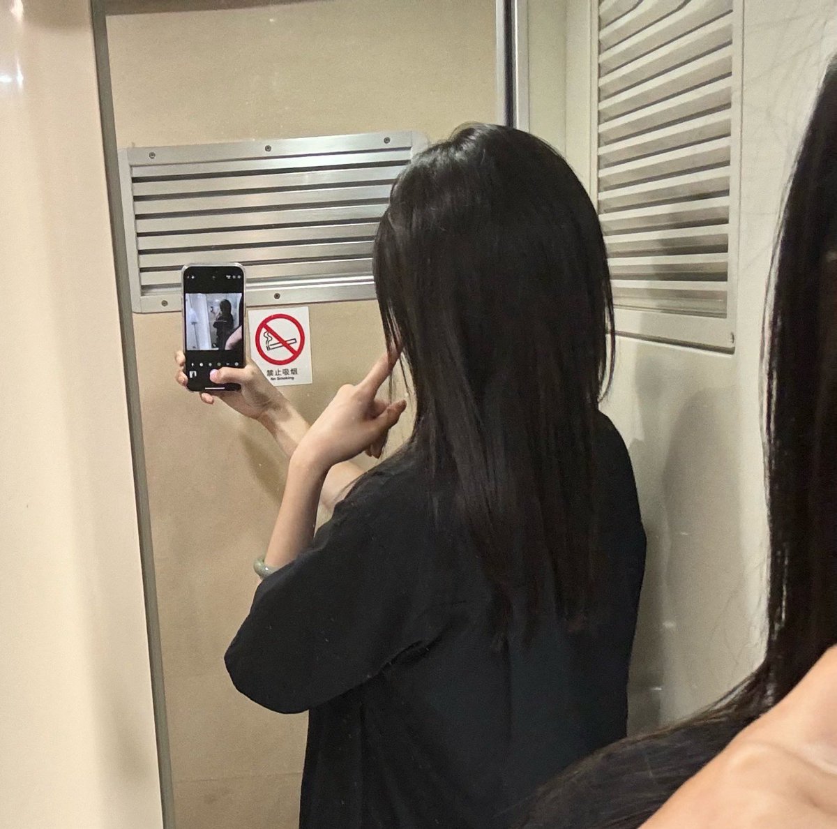 繁琐的一段时间后根本不想doi  难道我要经历床死了吗🥲 #拉拉 #les https://t.co/AkWiHMnVDd
