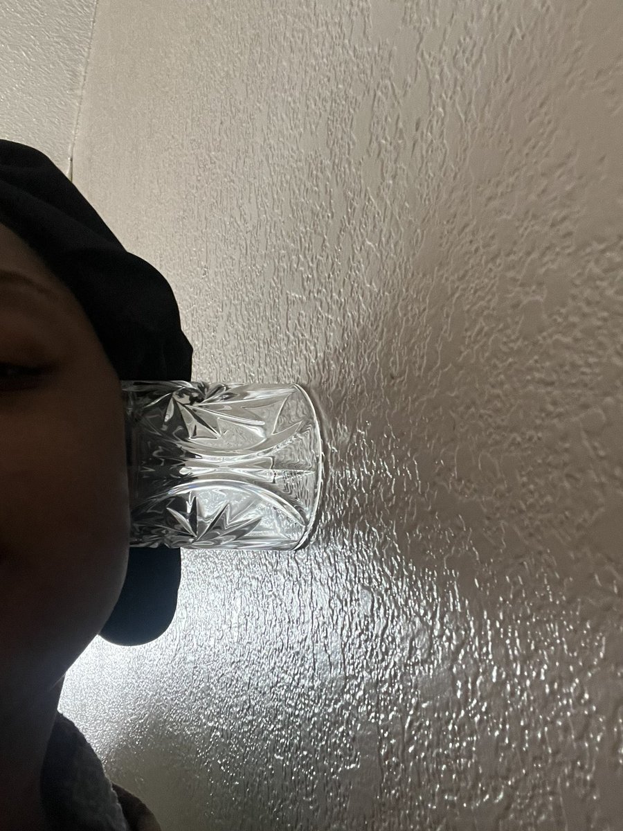 kishiesty0's tweet photo. They arguing https://t.co/Mbah0niJQW