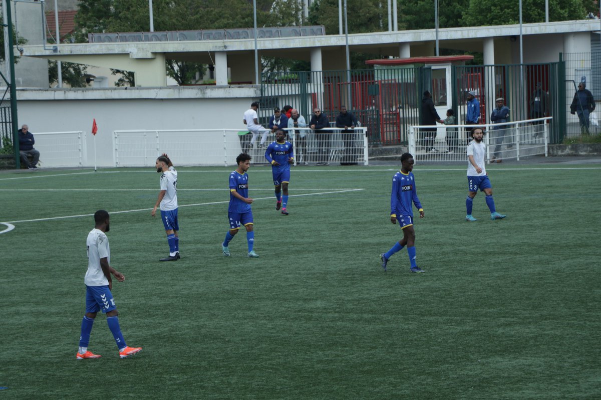 JADrancy tweet media