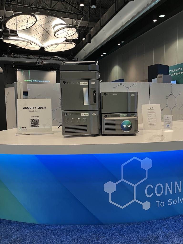 WatersCorp's tweet photo. Join us tonight in our Hospitality Suite at #ASMS2024 in Platinum 5. Come by for refreshments and a chance to see our newly launched QDa II Mass Detector.
 
Plus, redeem an additional gift tonight by showing this post to the Waters team member at the sock table to be eligible. https://t.co/TiGyWWXVgU