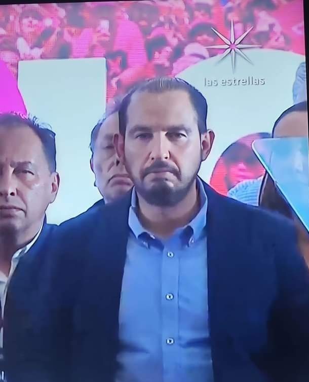 robertsranduks's tweet photo. @MarkoCortes La Asociacion Nacional de Banqueros, ya dio aval al triunfo, #MsgX de lideres mundiales felicitando a la Doctora, #JoeBiden ya dio su VoBo y tu sigues exhibiendote como auténtico tonto #Torombolo https://t.co/Raz2mwK5uB