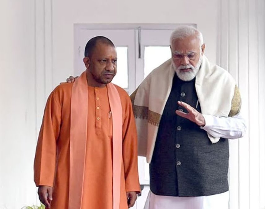 narendramodi177's tweet photo. @narendramodi @myogiadityanath चमचों बेवजह खुश मत हो

ध्यान रखना PM मोदी और CM योगी ही है तुम्हारे अब भी 😁🔥🔥 https://t.co/21P3uycblw