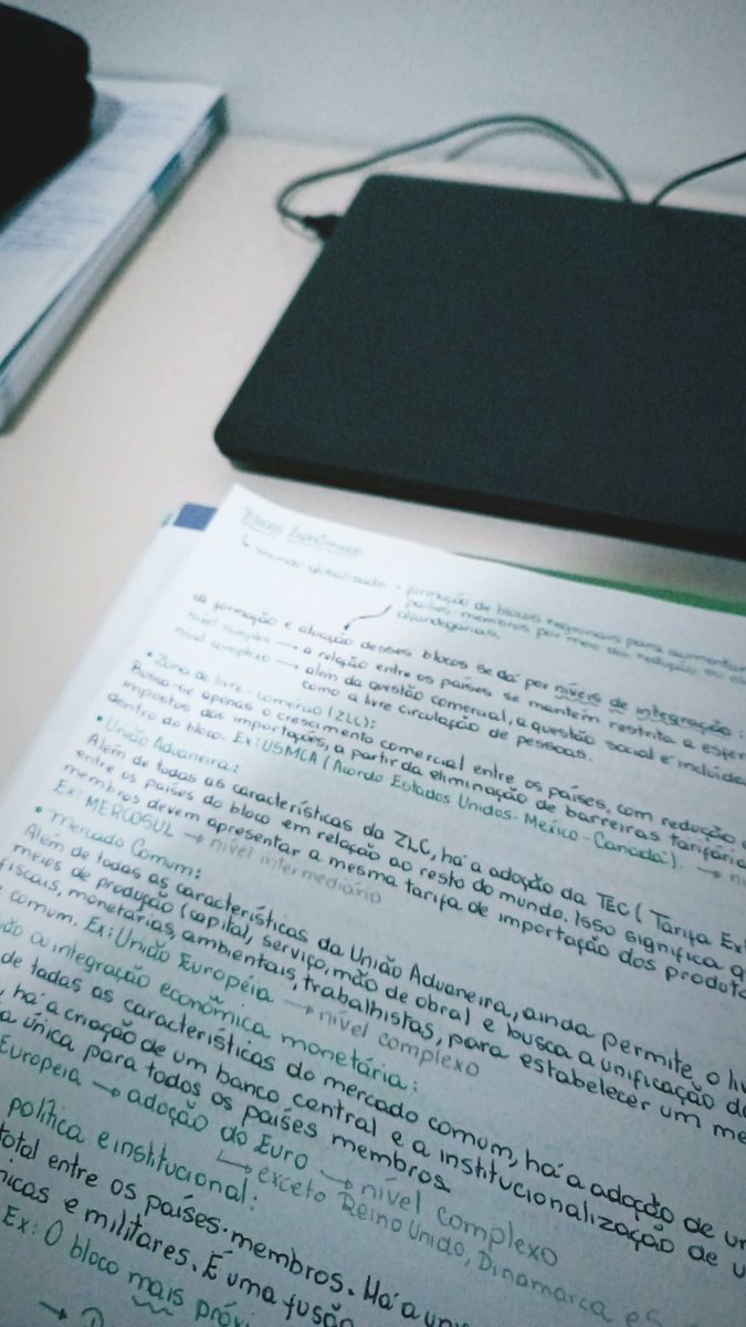 studiesmel tweet picture