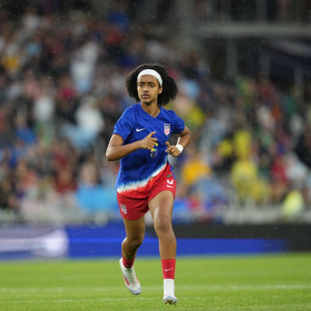 MasterTes's tweet photo. Two incredibly talented East Africans on the USWNT. Player of the Year Naomi Girma wore the armband for the first time at 23 years old. Lily Yohannes scored in her debut at 16 years old.

I want you to put the word out that we back up 🇪🇹🇪🇷 https://t.co/N9ocSDiBOL