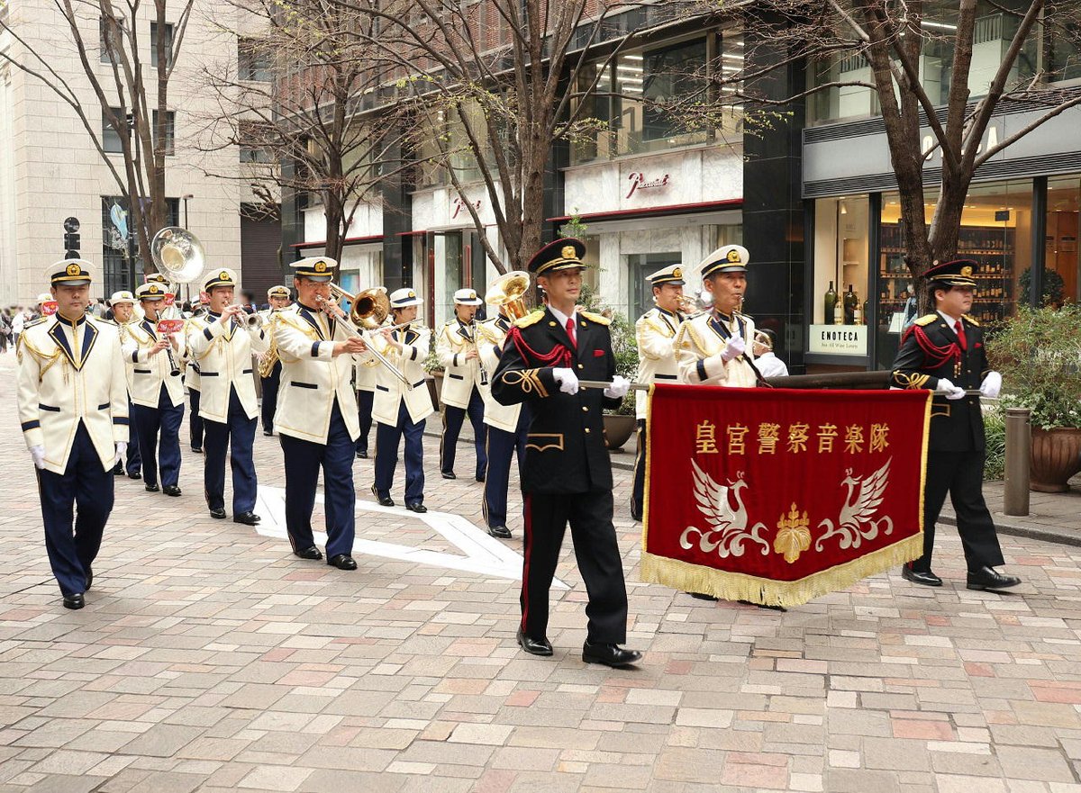 皇宮護衛官のお仕事④】 皇宮警察音楽隊は、園遊会をはじめとする皇室