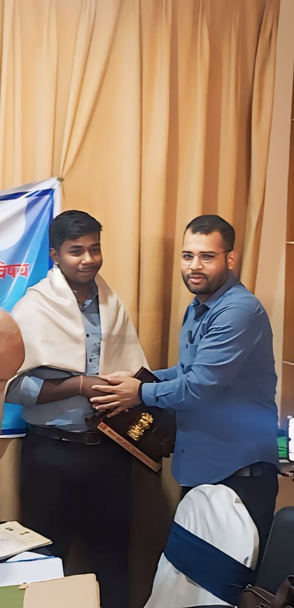 Arjunsinghdmt's tweet photo. दो दिवसीय राष्ट्रीय कार्यशाला क्षेत्रीय कार्यालय उत्तरप्रदेश में 10 जिला युवा अधिकारी मध्यप्रदेश एवम उत्तरप्रदेश को प्रशिक्षण एवम अनुभव साझा किया गया, नेहरु युवा केंद्र युवा कार्यक्रम एवं खेल मंत्रालय भारत सरकार जिसमे क्षेत्रीय निर्देशक श्रीकांत पांडे सर उपस्थित रहे @nyksindia https://t.co/JxSKHtaA6K
