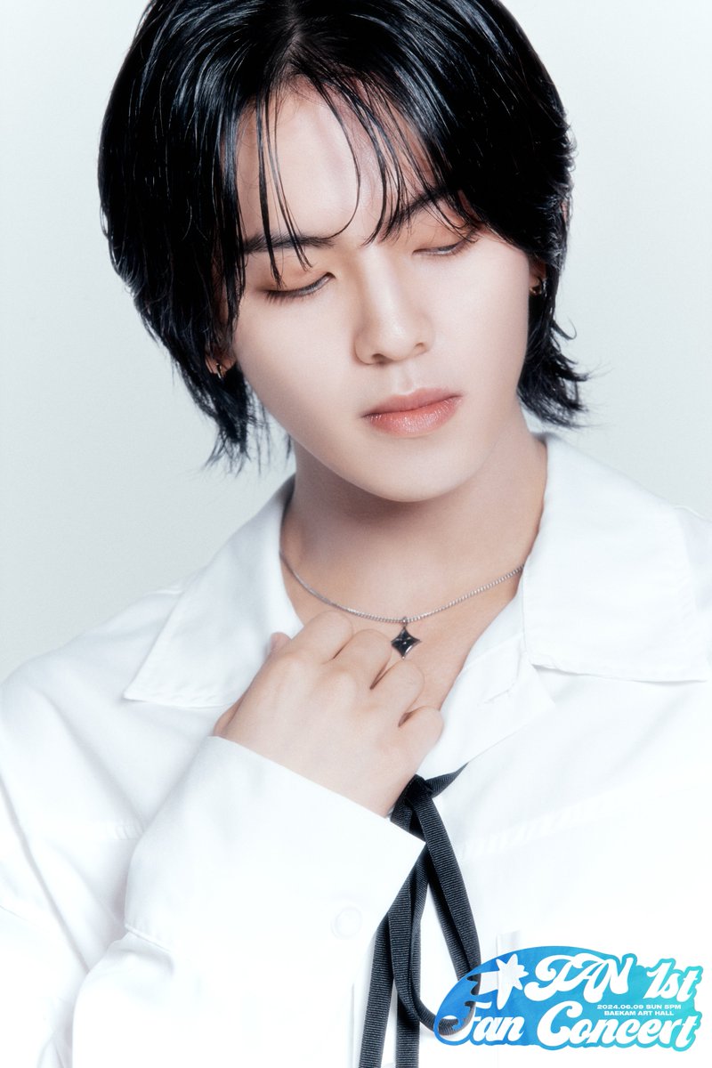 [📢] #NOTICE

𝐓𝐀𝐍 𝟏𝐬𝐭 𝐅𝐀𝐍 𝐂𝐎𝐍𝐂𝐄𝐑𝐓 : 𝐖𝐎𝐑𝐋𝐃
𝐃-𝟒 #HYUNYEOP

#TAN #티에이엔 #현엽