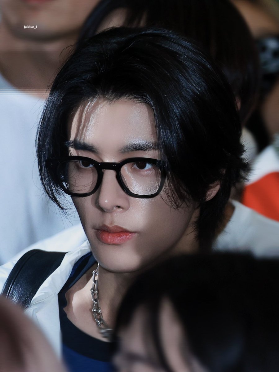 Noblesse_J02's tweet photo. 240526 ICN

💙

#ENHYPEN #엔하이픈 
#JAKE 
#제이크 
#ジェイク https://t.co/YhaT4oRsjM