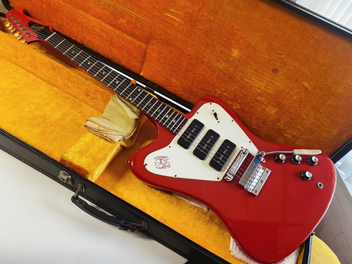 RockandGarage's tweet photo. 🟥FireBird Ⅲ non reverse🦅🟥
#gibsonfirebird #firebird #firebirdnonreverse #fiestared #emberred #gibsonfirebirdnonreverse
#1965firebird #1965gibson #1965gibsonfirebird #gibsonfirebird #gibsonfirebirdv #gibsonfirebirdnonreverse #gibsonfirebirdvii https://t.co/m8pRp4qlP8