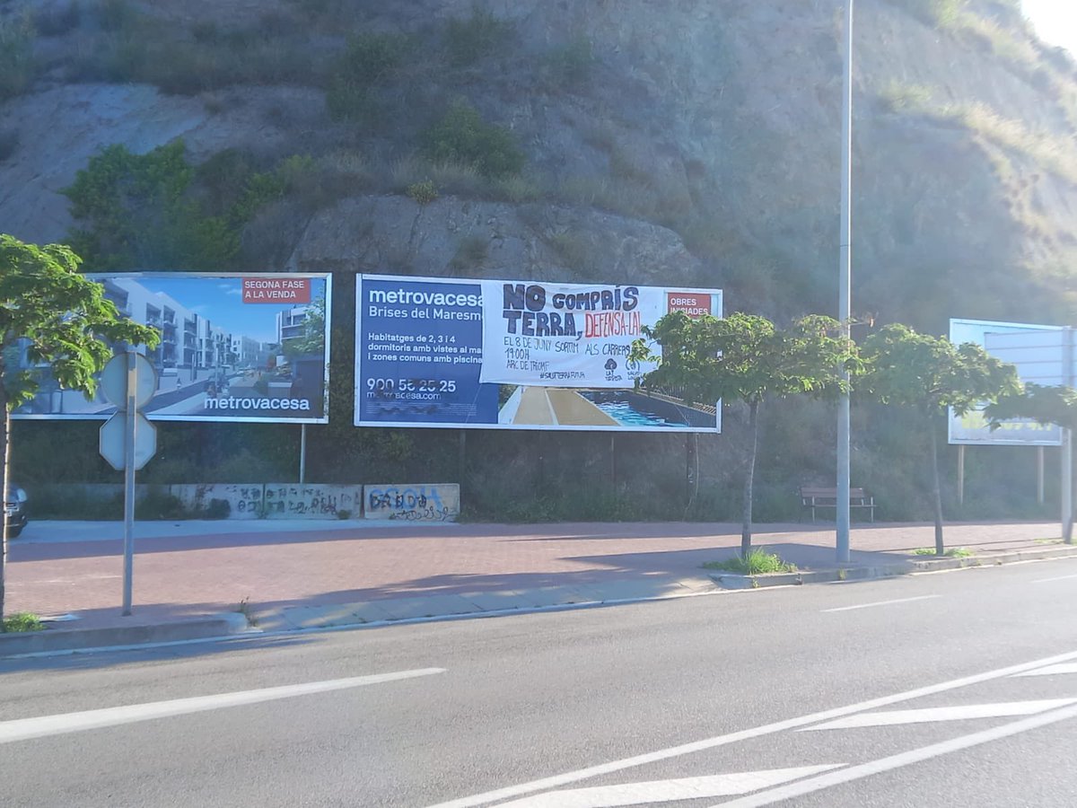 ☀️Bon dia <a href="/metrovacesa/">metrovacesa</a>! Vosaltres ens destruïu el territori per lucrar-vos, nosaltres us sabotegem la venta de pisos per defensar-nos.

👉🏽 Dissabte ens veiem a la mani ecologista!🔥

19h| Arc de Triomf| #8J

Salut⭐️Terra⭐️Futur