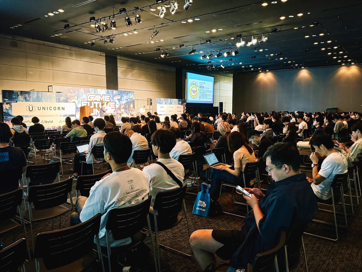 cota12's tweet photo. 今日は渋谷で"GAME FUTURE SUMMIT"に参加。 大盛況。 @MOTTOI さんが長年構想して準備してたのを知ってるのでこの規模での開催を目の当たりにして感動しちゃう。
#GFS24 #gamefuturesummit https://t.co/YChDdRsODy
