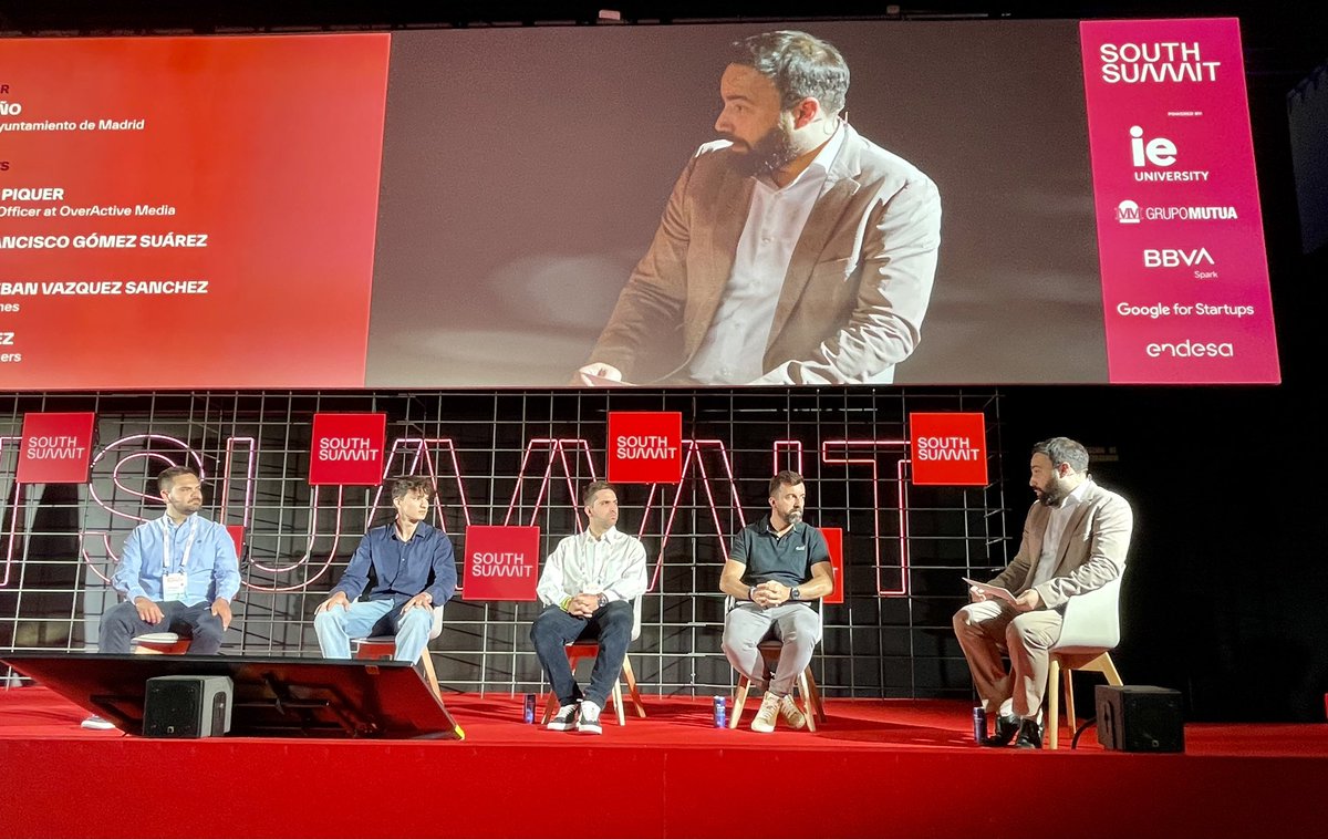 madridinnova's tweet photo. Comenzamos el #SouthSummit24 con un panel sobre : Building the Future of eSports in Madrid 🏀🎮, moderada por @AngelNinoQ 

@MADRID aspira a ser la capital de la industria de los #eSportss y acoge en @MadridinGame alguna de las startups que cambiarán pra siempre el sector🔝 https://t.co/wtsOzgRbni