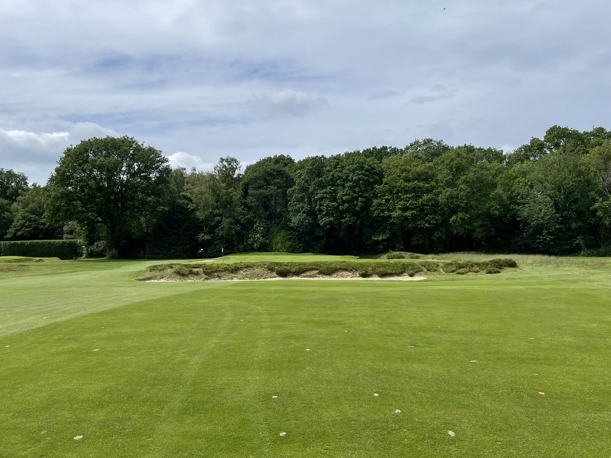 Star and Par (@gaz7900hill) on Twitter photo 1st up <a href="/waltonheath_gc/">Walton Heath Golf Club</a> was the New course (which from 1907 isnāt that new!). A really well conditioned heathland treat that is a little shorter and more forgiving than itās big brother but still a great test of golf and in super condition. Great round with <a href="/SurreyGolfer/">The Surrey Golfer</a> <a href="/poysden/">Ian Poysden</a> 1st up <a href="/waltonheath_gc/">Walton Heath Golf Club</a> was the New course (which from 1907 isnāt that new!). A really well conditioned heathland treat that is a little shorter and more forgiving than itās big brother but still a great test of golf and in super condition. Great round with <a href="/SurreyGolfer/">The Surrey Golfer</a> <a href="/poysden/">Ian Poysden</a>