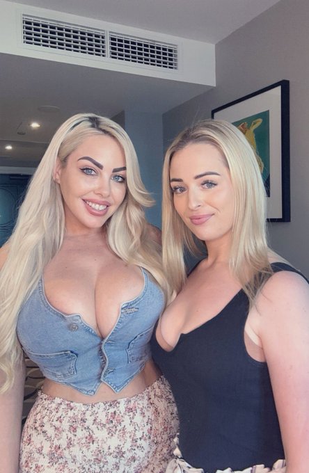 Just dropped my newest threesome video with the stunning @evieleana_x  and the hung @DariusCash777 🥵  #Euro2024<a href="/tag/humpday"class="tags"><span>#humpday</span></a><a href="/tag/euro2024"class="tags"><span>#euro2024</span></a><a href="/tag/3isbetter"class="tags"><span>#3isbetter</span></a>