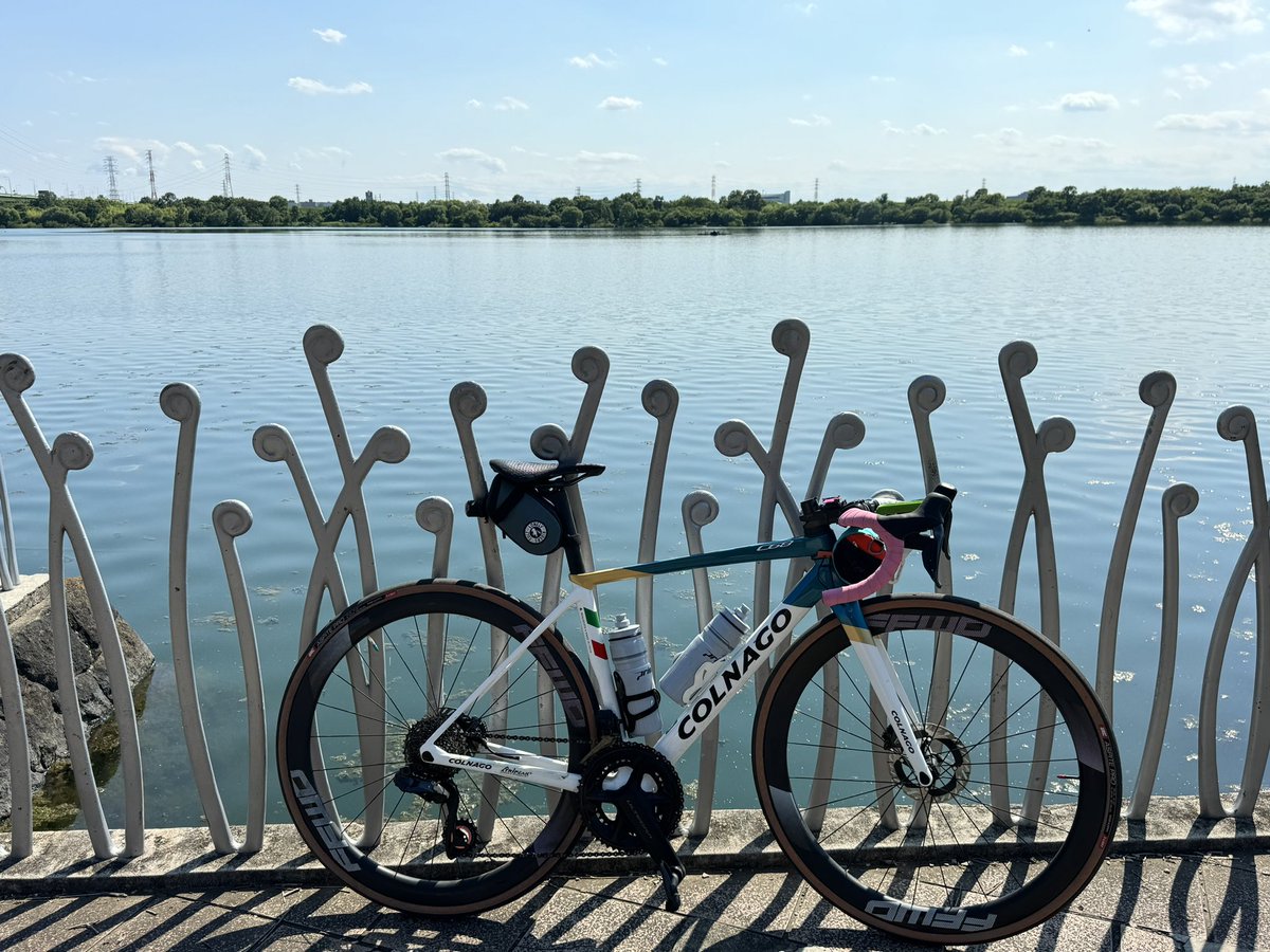 sinasa922's tweet photo. 終わりー
疲れた
#ロードバイク
#colnago
#C68
#コルナゴ https://t.co/a6oIz4FlcE