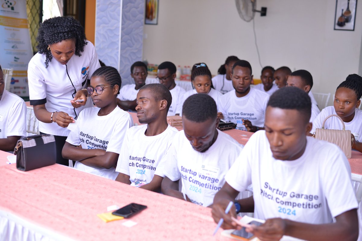 aonetinymc's tweet image. Who is scooping the ultimate Innovator accolade? Who is shining as the Top Female/male  Innovator? Who is the triumphant &amp;amp; the finest innovator in every institution? 🌟 Get ready for the #StartupGarageCompetition2024! #EYIT  Going down now at Skylight Hotel.