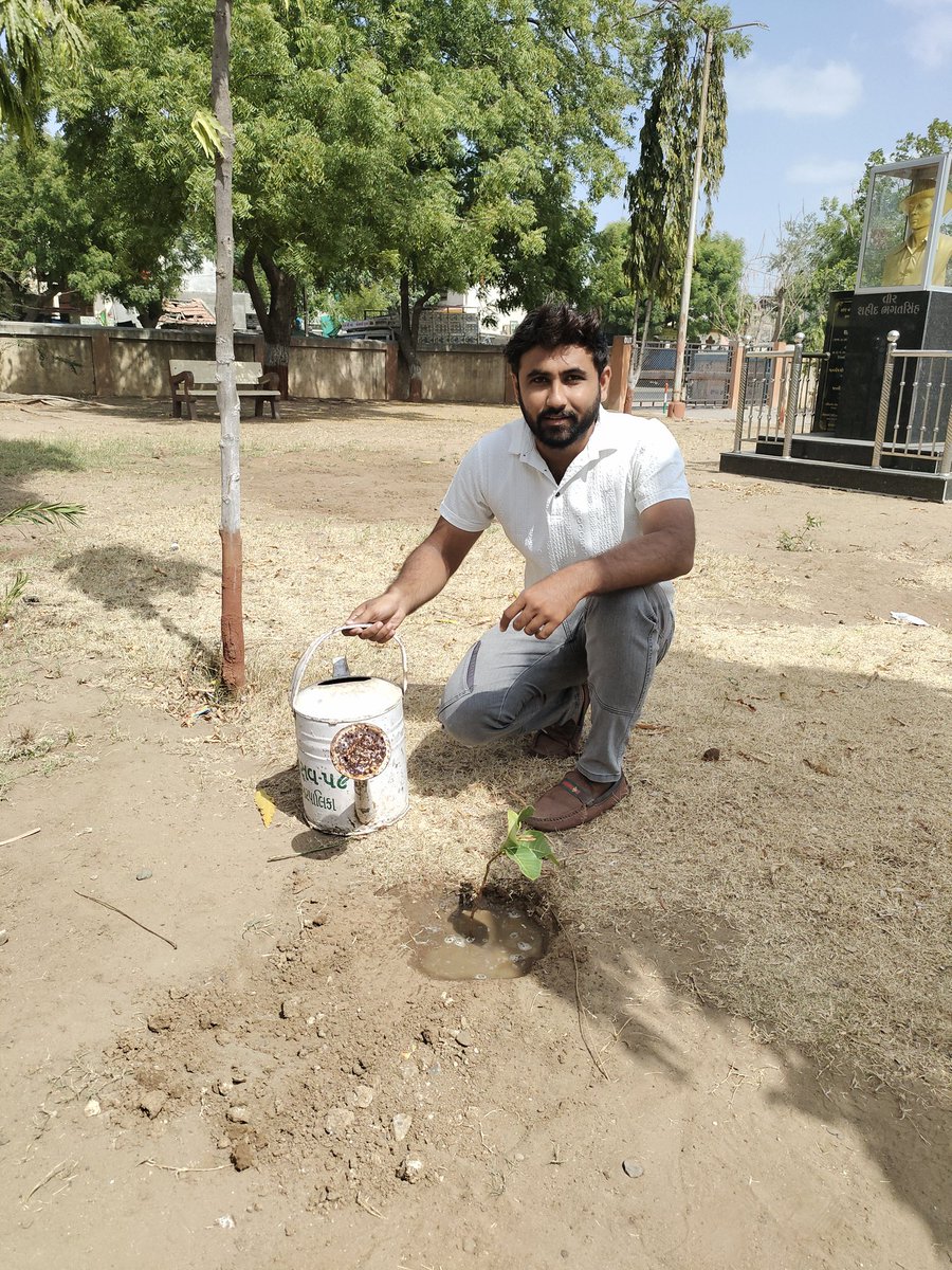 સ્વચ્છતા પખવાડીયા દરમ્યાન નિર્મળ ગુજરાત ૨.૦ હેઠળ "સ્વચ્છતા પખવાડીયા"ની ઉજવણીના ભાગરૂપે તા.૦૫/૦૬/૨૦૨૪નાં અંજાર નગરપાલિકા મા વૃક્ષા રોપણ કરવામાં આવેલ. #SwachhSurvekshan2024 #NirmalGujarat #SwachhBharat 
#workenvironment
<a href="/sbmugujarat/">Swachh Bharat Mission Urban - Gujarat</a>
 <a href="/RajkotRegional/">RCM Rajkot Zone</a>
