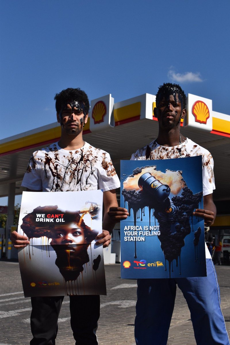wanjiruwambui2's tweet photo. Africa's land is suffering from oil exploitation. This #WorldEnvironmentDay, let’s push for land restoration and a halt to destructive drilling. Join us as we fight for https://t.co/xS0921EZup #GenerationRestoration #WED2024 #ToHellWithShell #StopTotal @TotalEnergies @Shell https://t.co/ICD91SL2cX