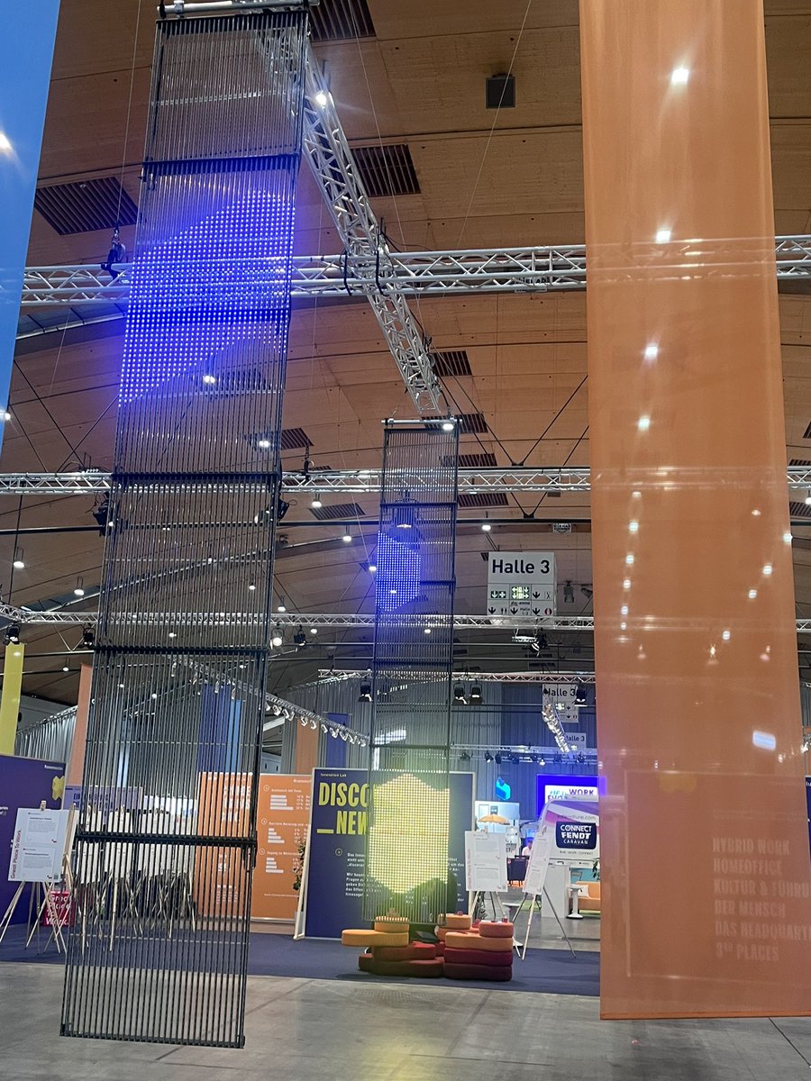 Heute „New Work Evolution“ in Karlsruhe. Wer ist auch da und mag einen „Kaffeebreak“ vereinbaren?
Vielen Dank an die wunderbare Nadine Quosdorf für die Einladung! Danke Dir.