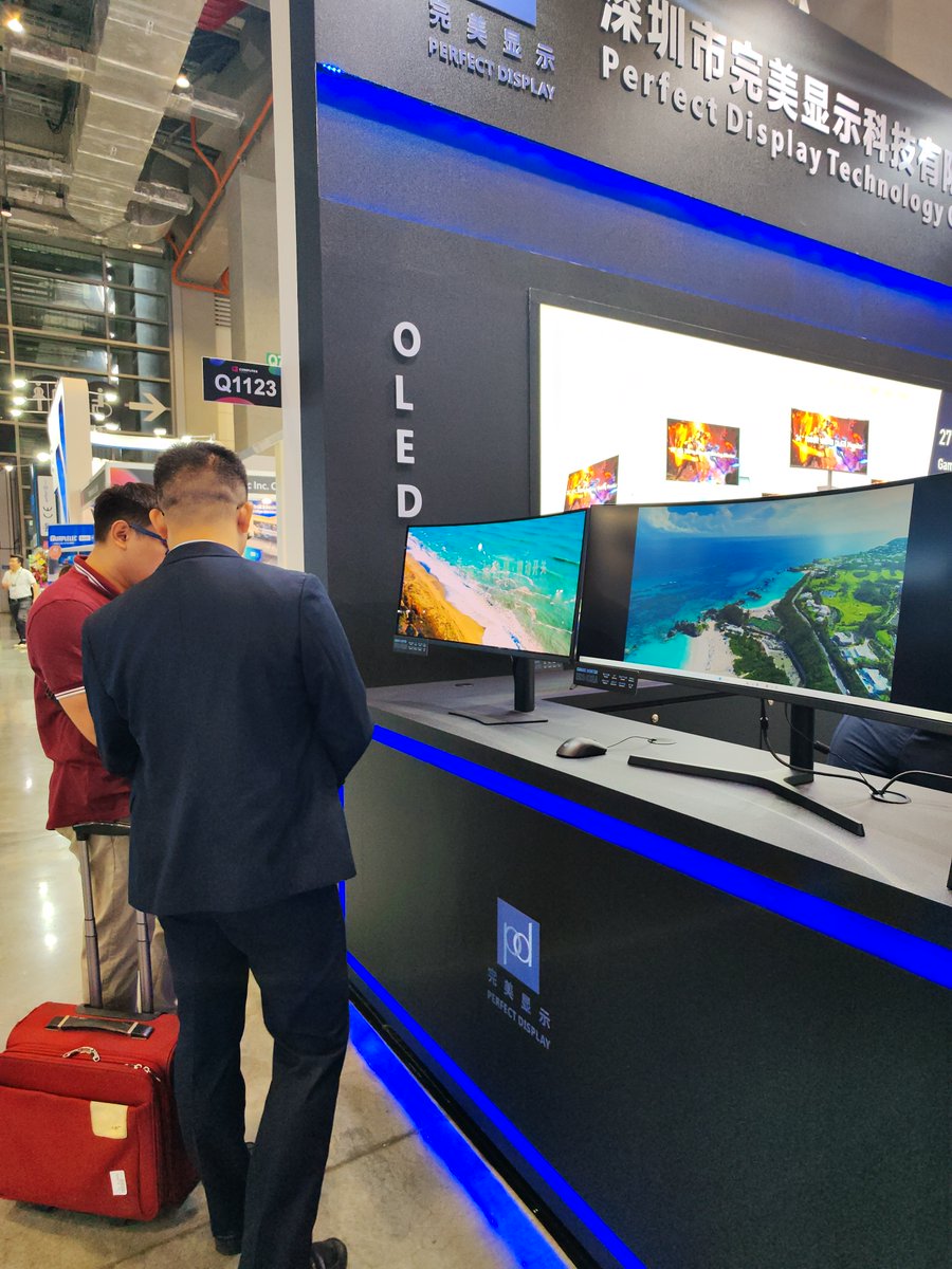 Perfect Display tweet media