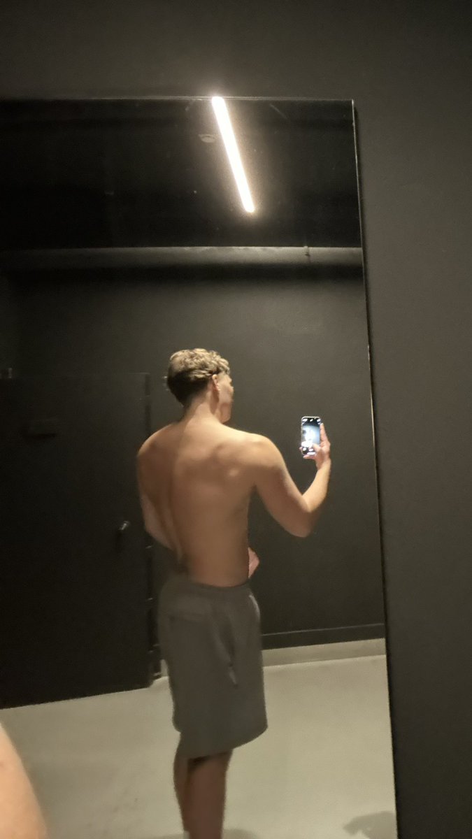 maattperry's tweet photo. progress 📈 https://t.co/Mx5MQlRnsO