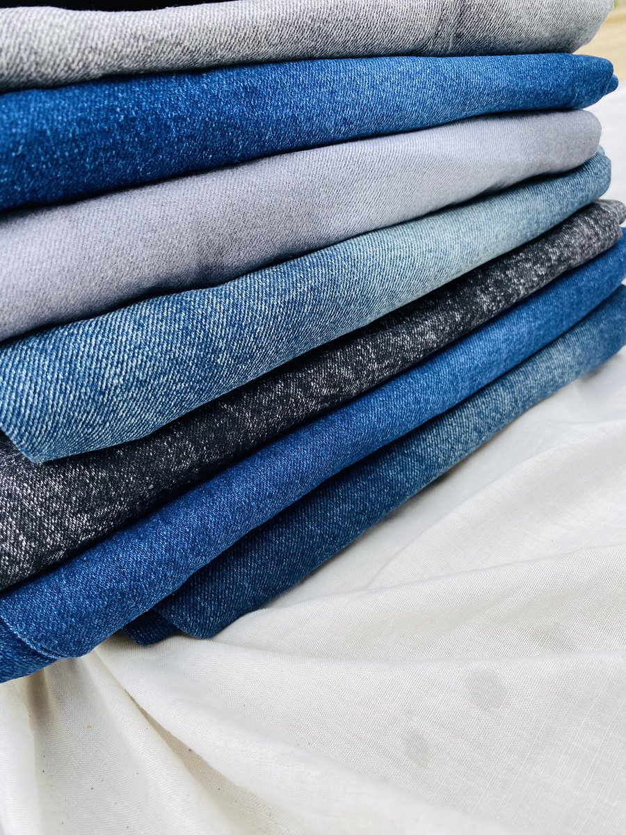 Okay it's not like we are not exposed to cheap things but maybe we are just ignorant.  Ma jeans aya akuita ma $10 PFEKA JEAN !!!

All size available!!! (plain,mabvaru bvuru,stonewash,ese!!) 

[call or app on +263 77 724 7604] 

Cnr Mbuya Nehanda and Speke