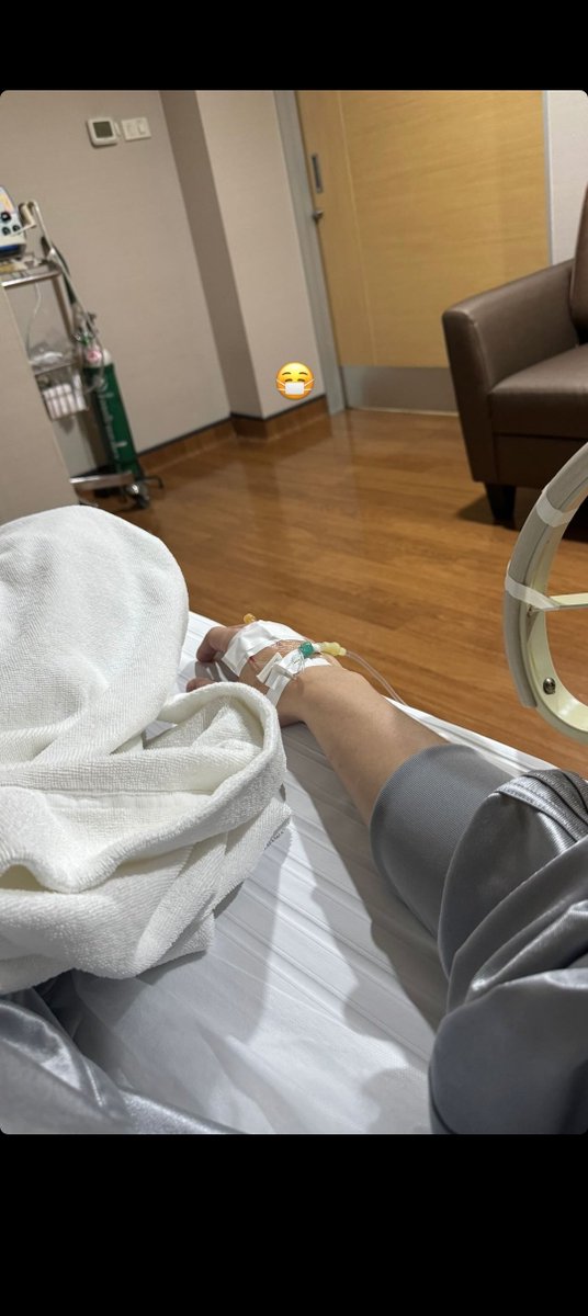 nini_whheart's tweet photo. Speedy recovery and get well soon Krist ❤️🩹
#KristPerawat
#GetWellSoonKrist https://t.co/iRHpY8Ew5x