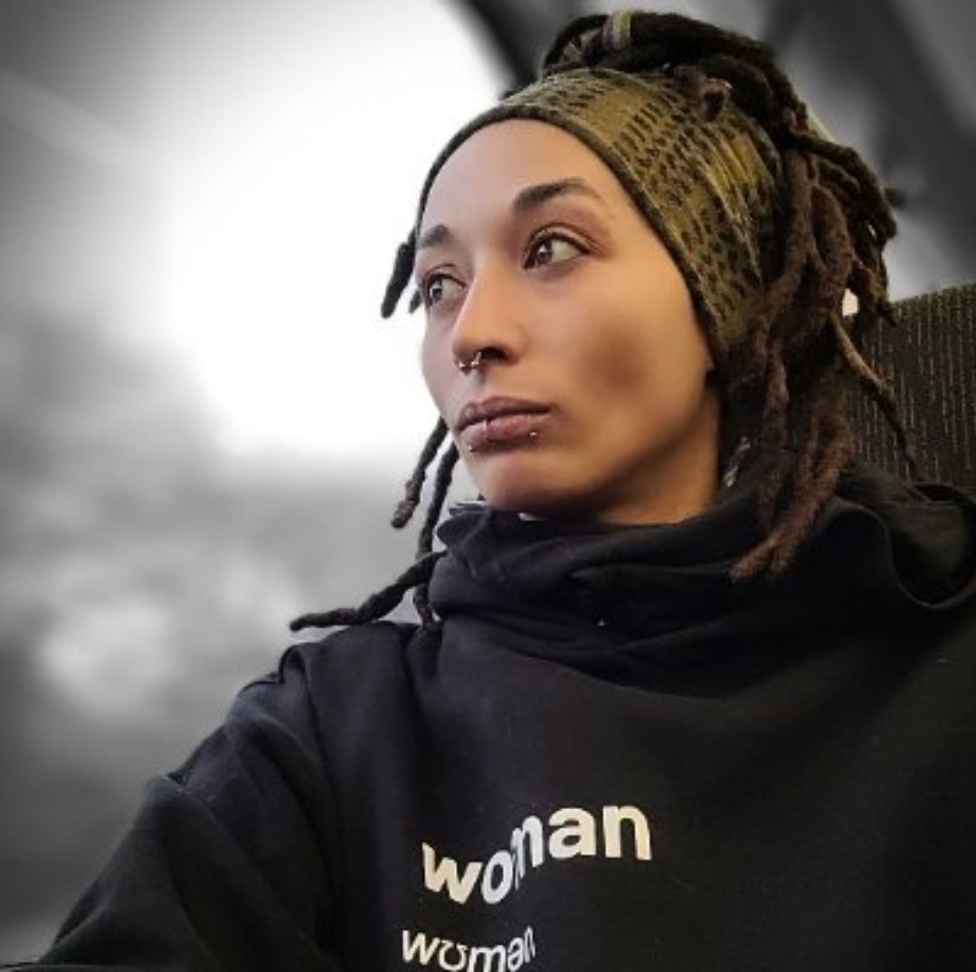 _QueenMeabh's tweet photo. This beautiful, brave, lesbian, working class woman, whose intelligence shines so brightly, has been hounded off Twitter by middle class, pseudo-intellectual grifters.
Enough.
JCJ, Hanover Hussy, WPUK, all of you despicable milquetoast morons, get to FUCK.
#BringBackAja https://t.co/mevRf7KJMk