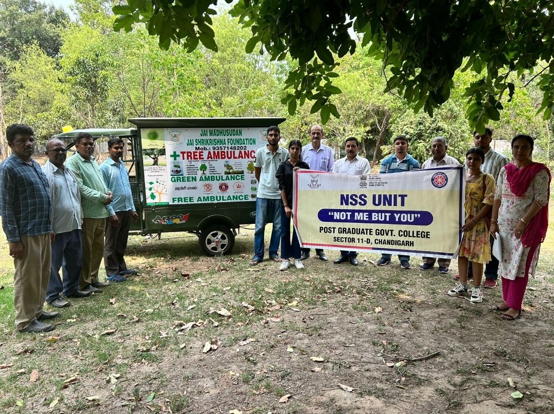 NSSPGGC11_UNIT2's tweet photo. Tree plantations launching of #treeambulance #WorldEnvironmentDay2024 5th June 2024 #NSSPGGC11 volunteers #landRestoration
#CommunityService
@_NSSIndia @NssChandigarh @NSSRDChandigarh @StateNSScellCHD @ChandigarhNss https://t.co/OvL7MuU0hI