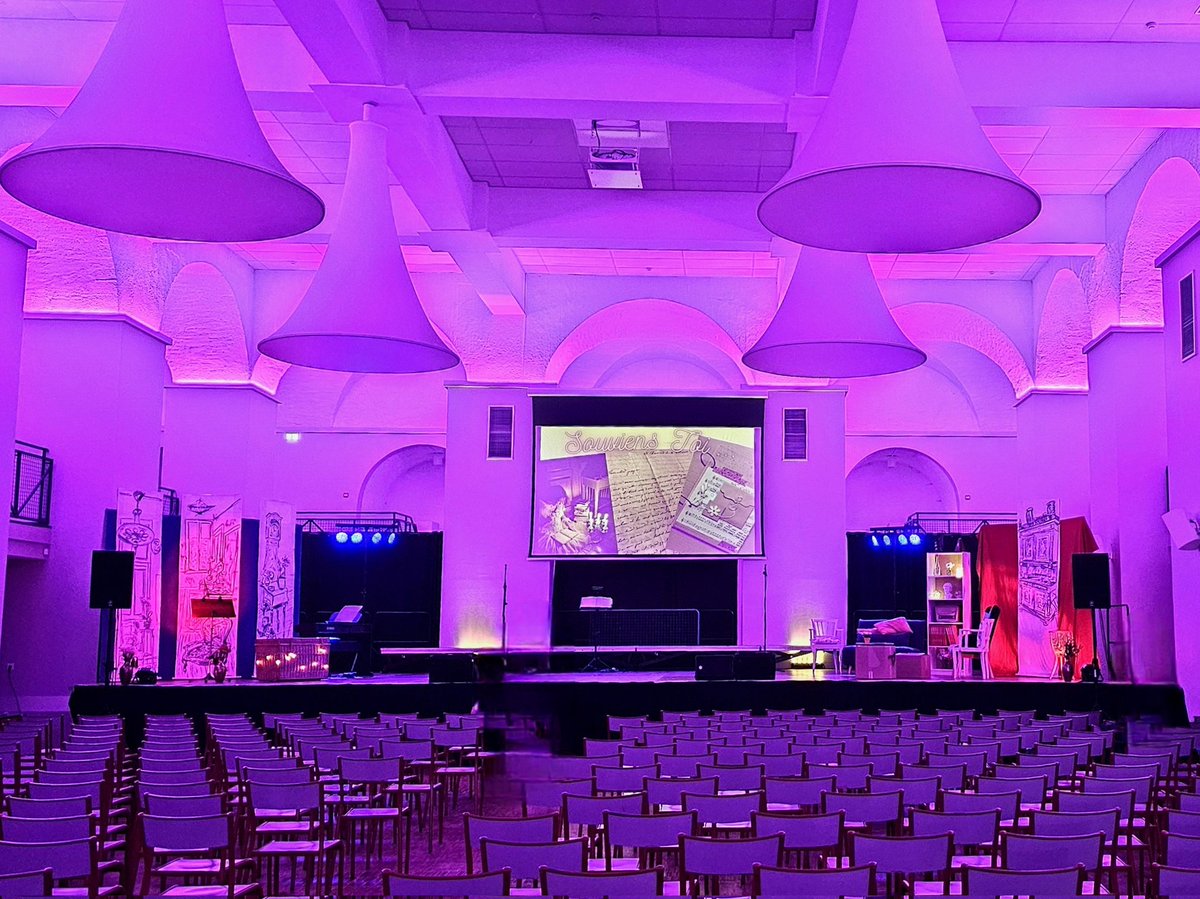 Un grand merci à Jocelyne LERECH de son invitation à la représentation des chorales du <a href="/CollegeGuerin/">Collège Charles Guerin</a> et Gerbéviller. Une création qui s'intitule "Souviens toi..." mêlant histoire, nostalgie, émotions. Bravo aux élèves et encadrants pour cette très belle prestation ! 👏👏