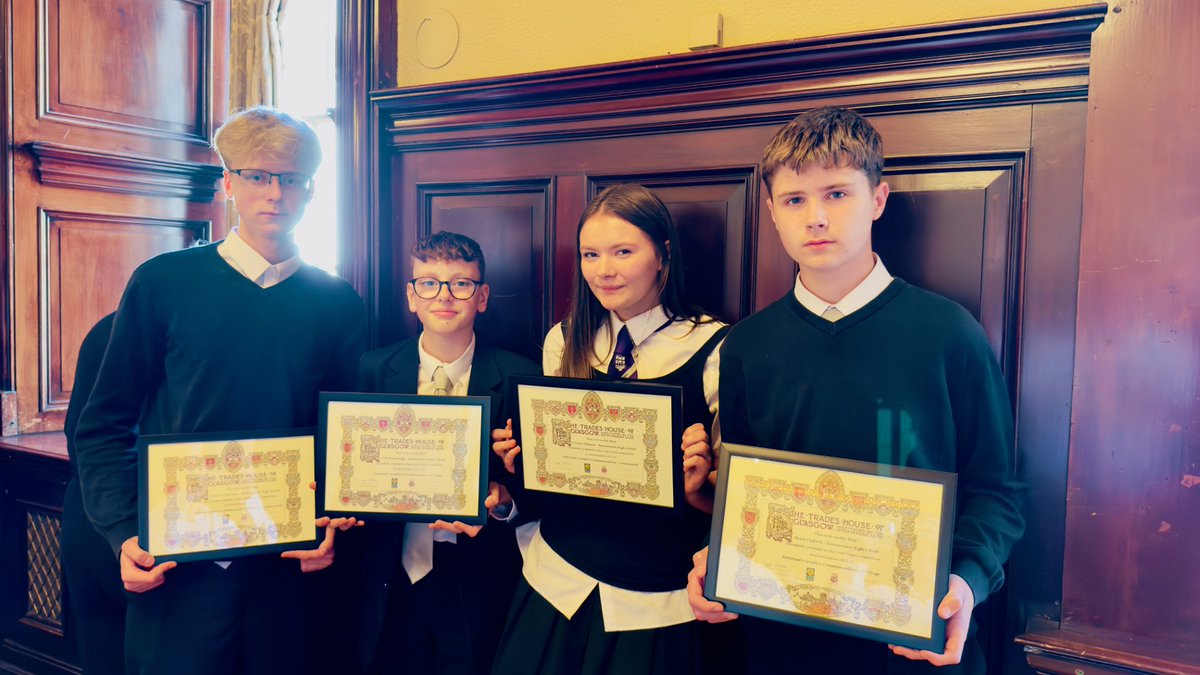 BHSDesignTech's tweet image. Congratulations to Adrian, Alastair, Connie, Kyle and Mark for entering the Trades House.
Kyle - 1st place & Mark 2nd in Graphics.
Adrian & Connie were both commended in Higher/N5 Graphics Assignment. Alastair was commended for N5 D&M Assignment. Well done to all. @TradesHouse