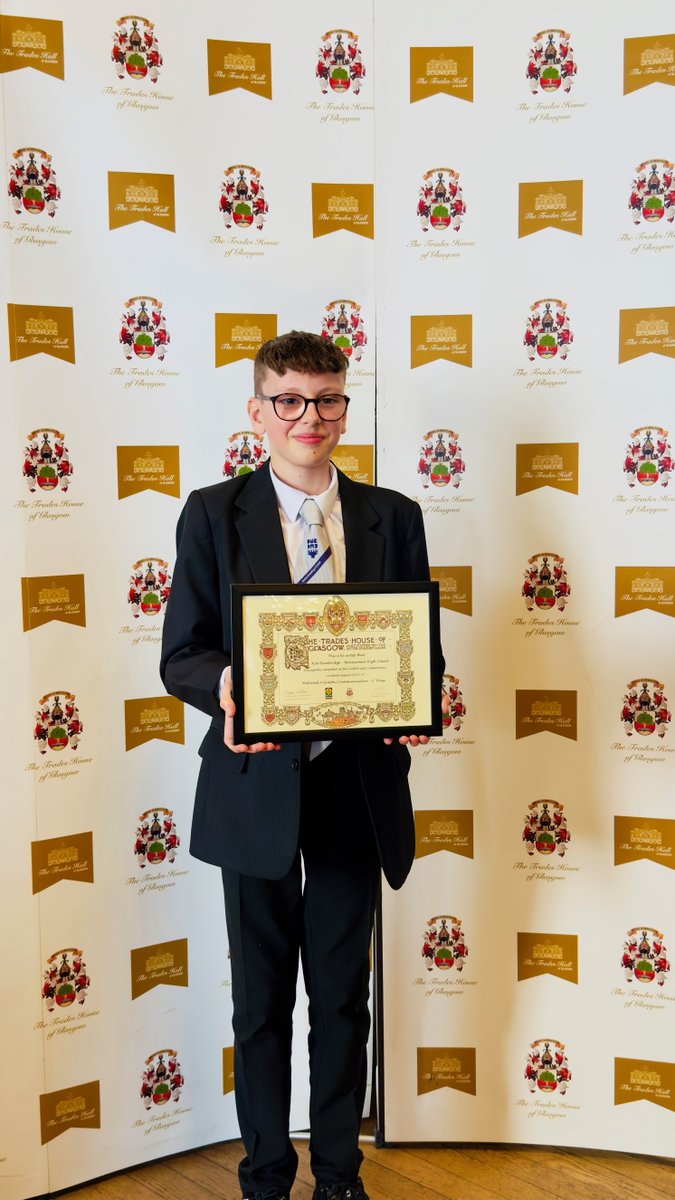 BHSDesignTech's tweet image. Congratulations to Adrian, Alastair, Connie, Kyle and Mark for entering the Trades House.
Kyle - 1st place & Mark 2nd in Graphics.
Adrian & Connie were both commended in Higher/N5 Graphics Assignment. Alastair was commended for N5 D&M Assignment. Well done to all. @TradesHouse